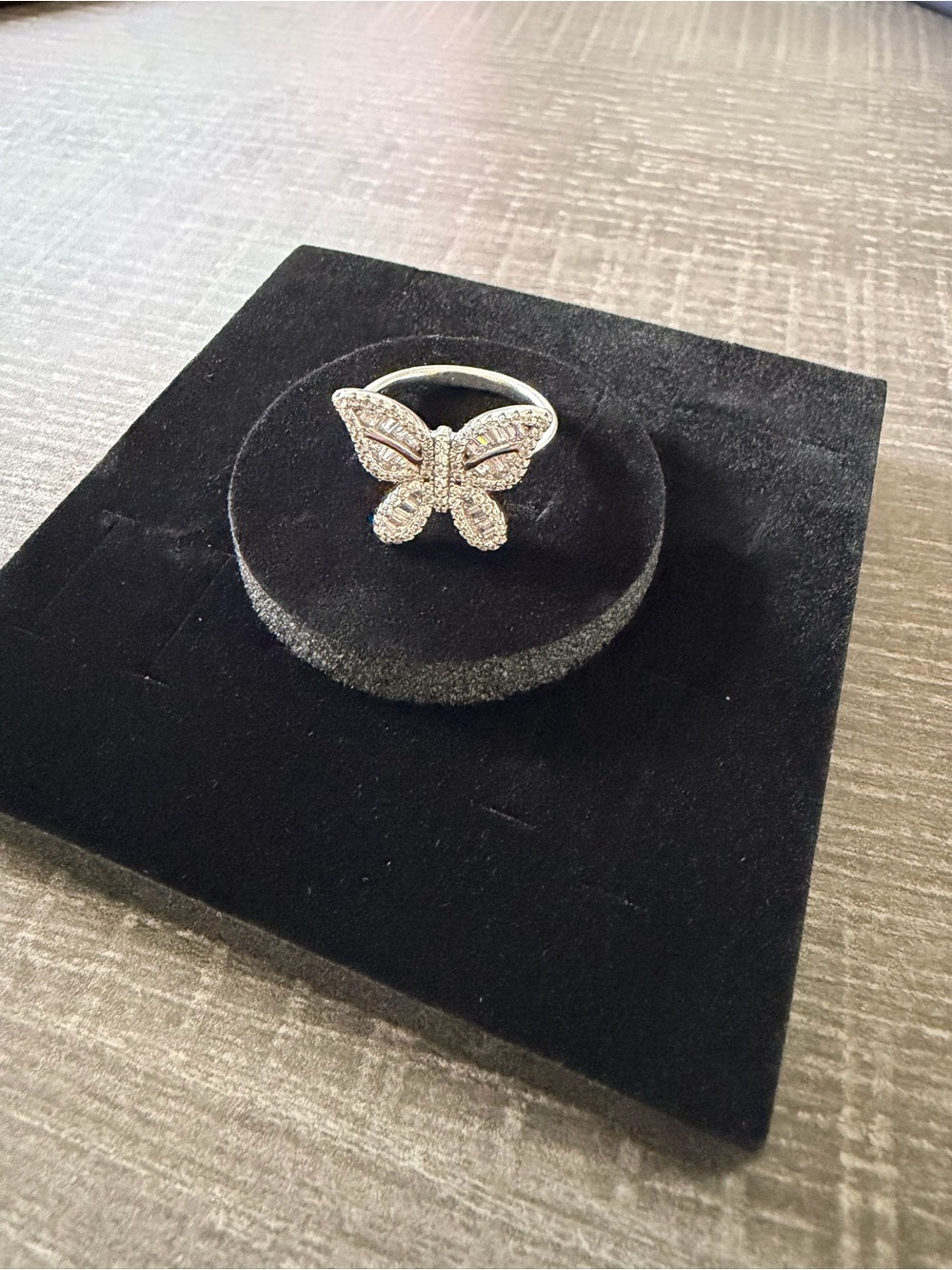 YGI 925 Sterling Silver Baguette and Round Cubic Zirconia Butterfly Ring Size 7